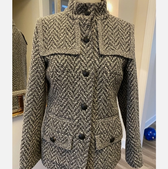 CHANEL Jackets & Blazers - 💕SOLD to Daina💕CHANEL Jacket Grey w/ CC Buttons